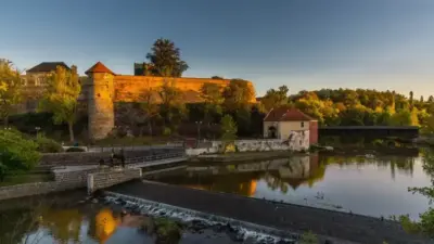 Chebský hrad při západu slunce
